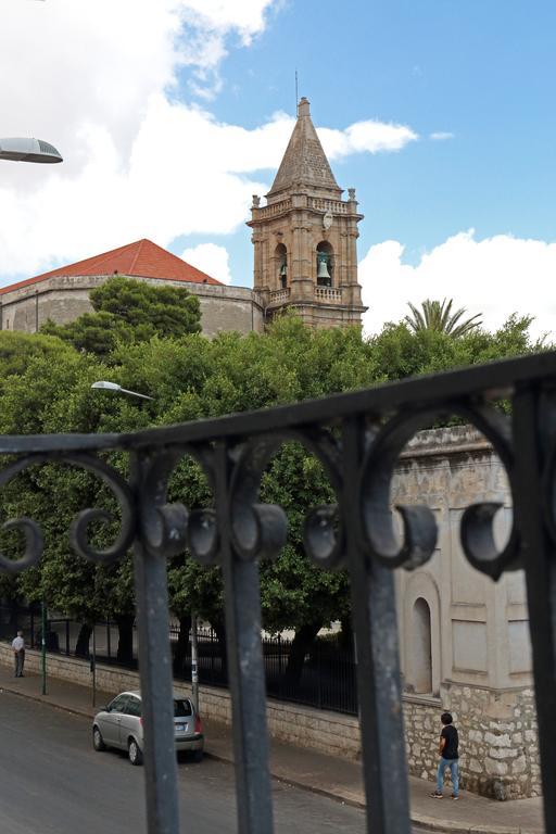 Conte Agostino Pepoli Appartement Trapani Buitenkant foto